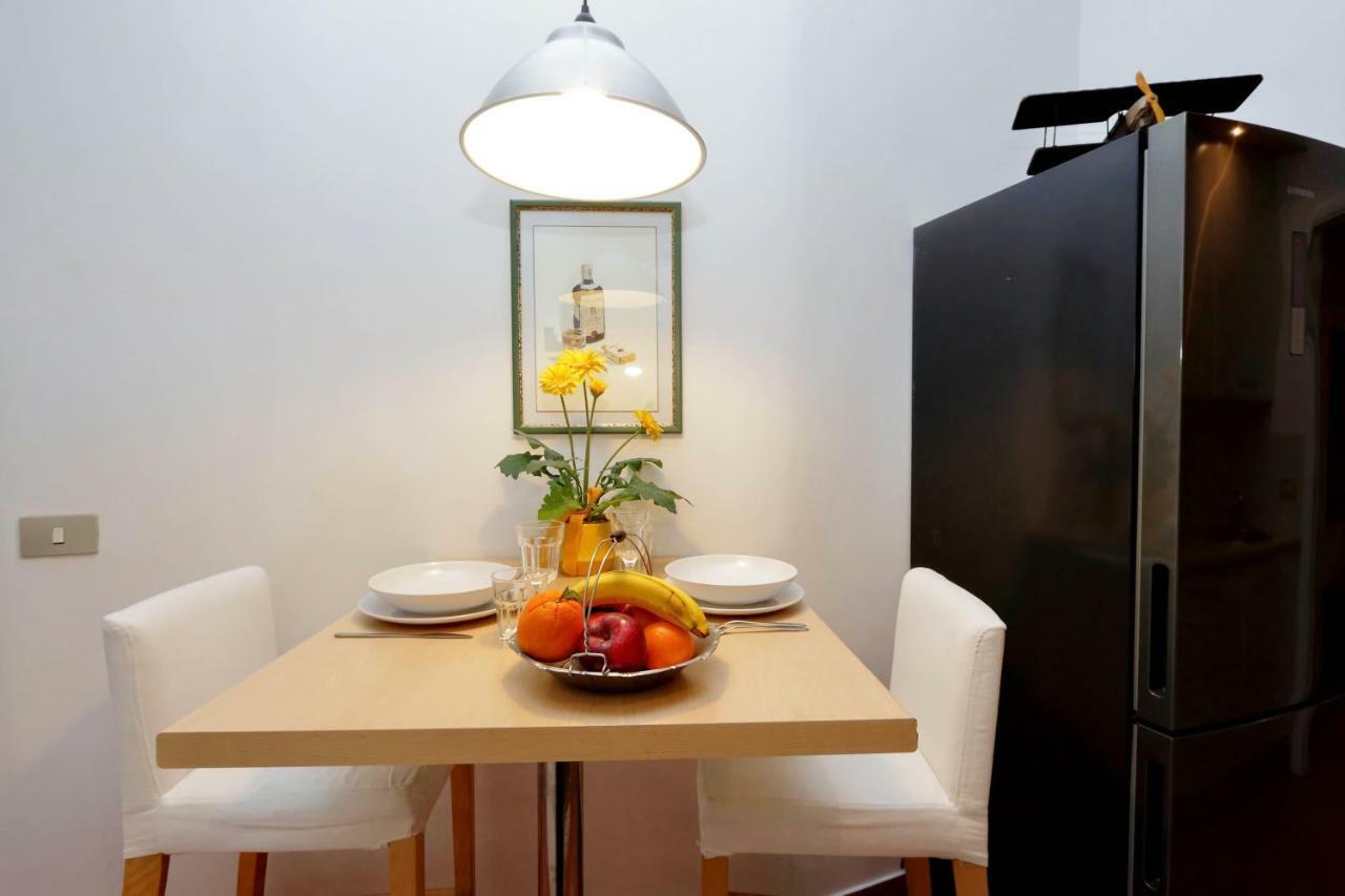 Clementina Apartment Рим Екстериор снимка